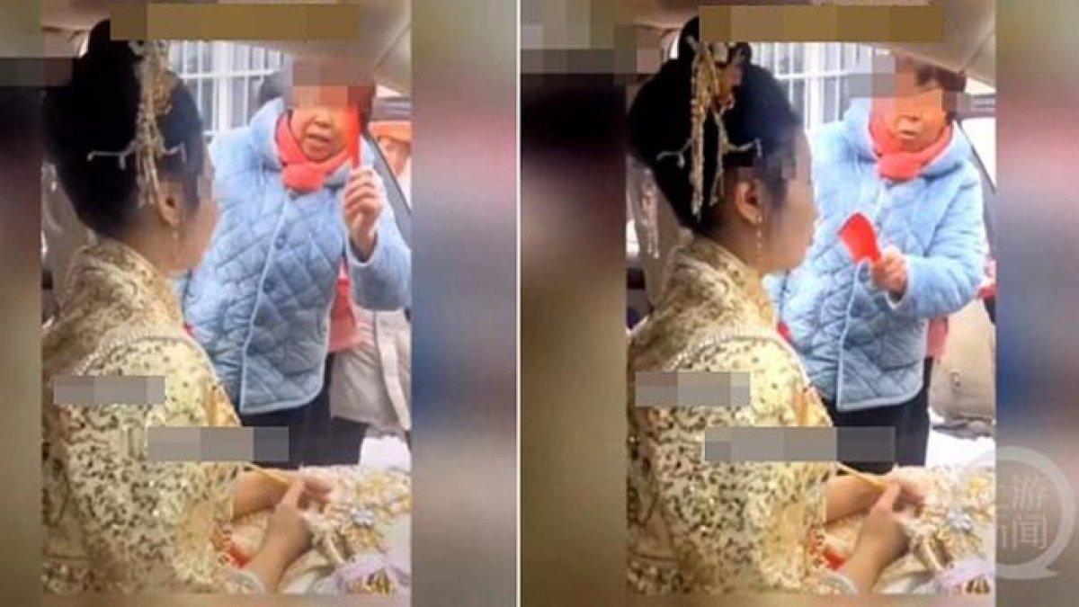 Pengantin wanita diminta mencium sopir mobil pernikahannya.