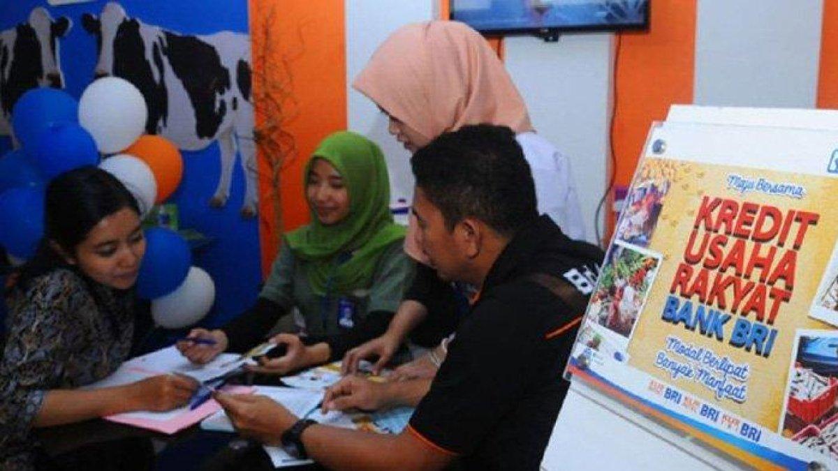 Penyaluran dana KUR 2025 di Bank BRI melalui fasilitas KUR BRI 2025 akan dibuka sekitar bulan Januari hingga Maret 2025.