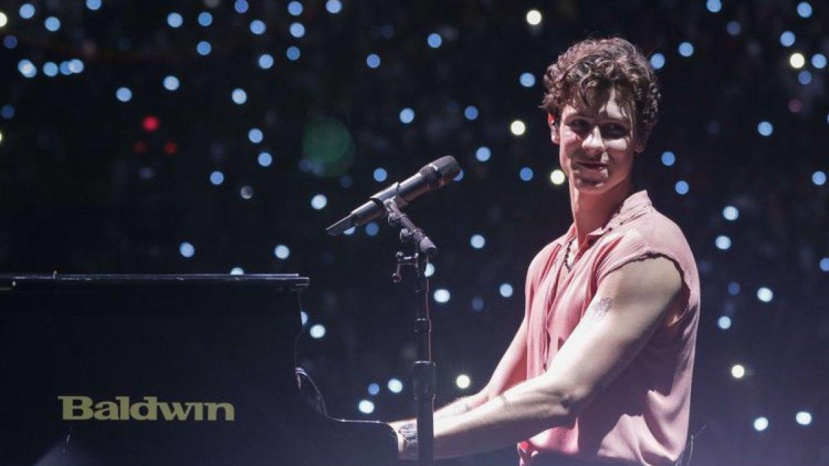 Penyanyi asal Kanada, Shawn Mendes tampil dalam konser Shawn Mendes: The Tour Asia di Sentul International Convention Center (SICC) Sentul, Bogor, Jawa Barat, Selasa (8/10/2019) malam.