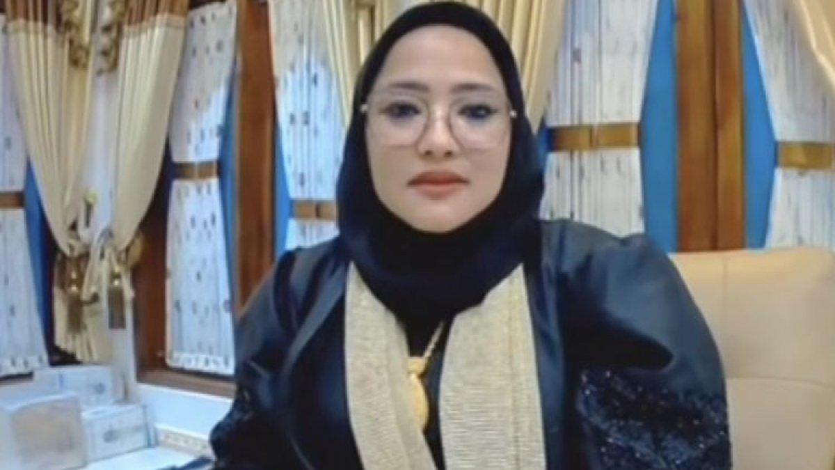Perempuan mengaku TKW bawa emas 3 kilogram dan diminta bayar pajak Rp 360 juta oleh Bea Cukai di Bandara Juanda Surabaya, Rabu (17/4/2024).