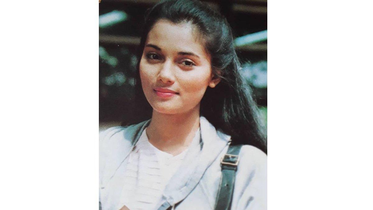 Pesona Marissa Haque ketika muda.