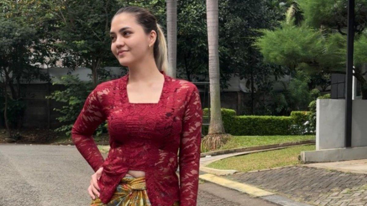 Pesona kecantikan Juliette Angela.