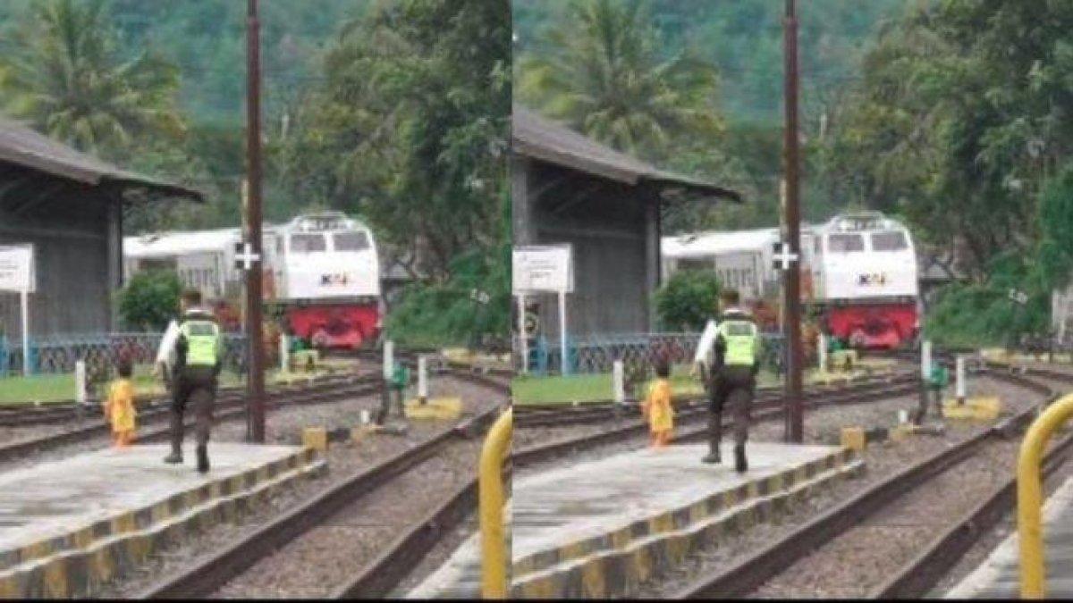 Petugas keamanan selamatkan bocah nyaris tertabrak KA