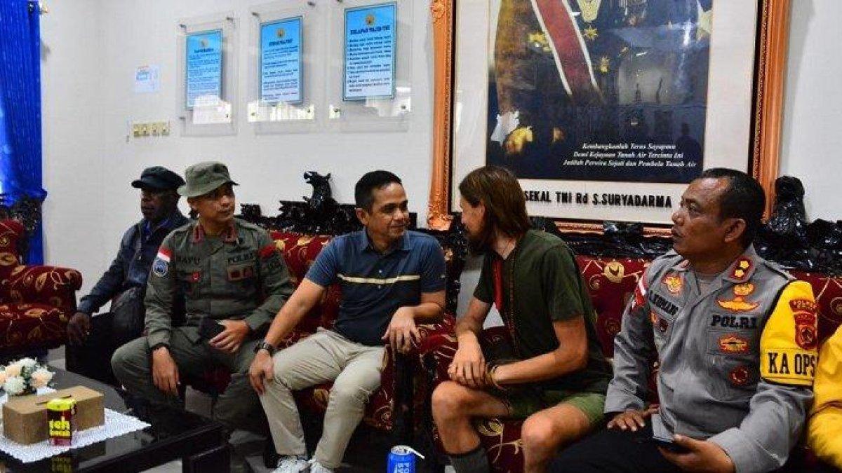 Pilot Susi Air, Kapten Philip Mark Mehrtens, dibebaskan usai disandera kelompok KKB