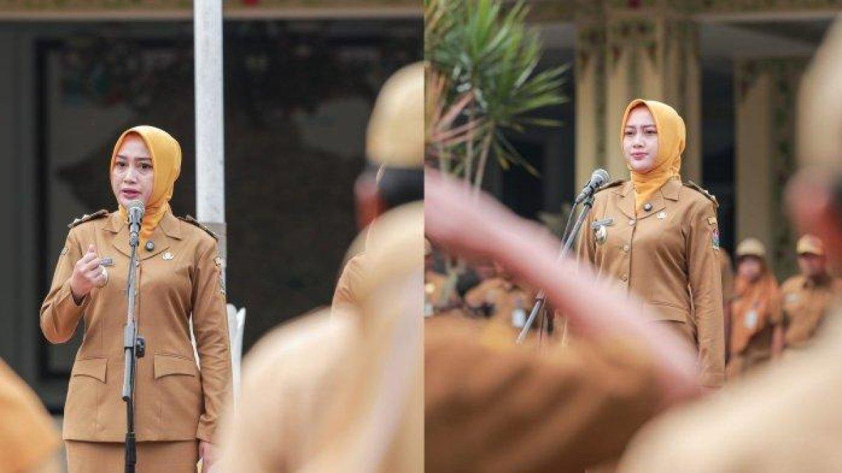 APEL PERDANA - Pimpin apel perdana, Wakil Bupati Temanggung Nadia Muna, tegaskan tak ada sekat atasan-bawahan, semua rekan kerja untuk membangun Temanggung lebih maju, Senin (24/2/2025).