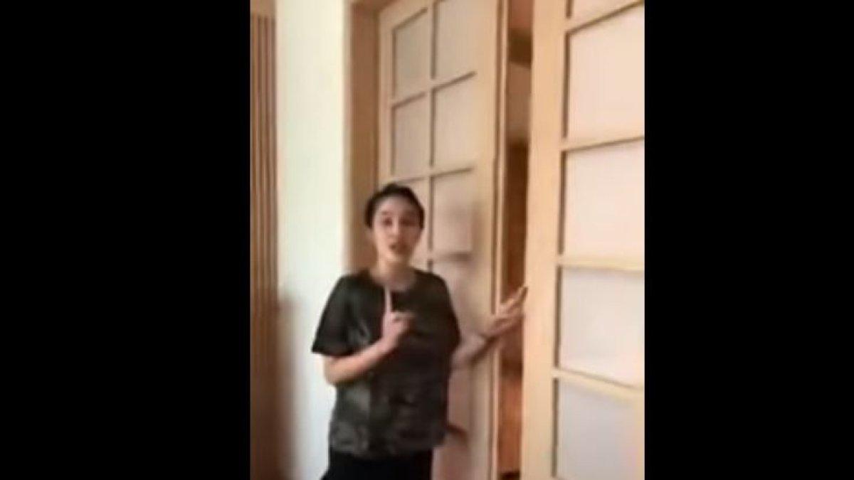 Pintu kamar Sandra Dewi