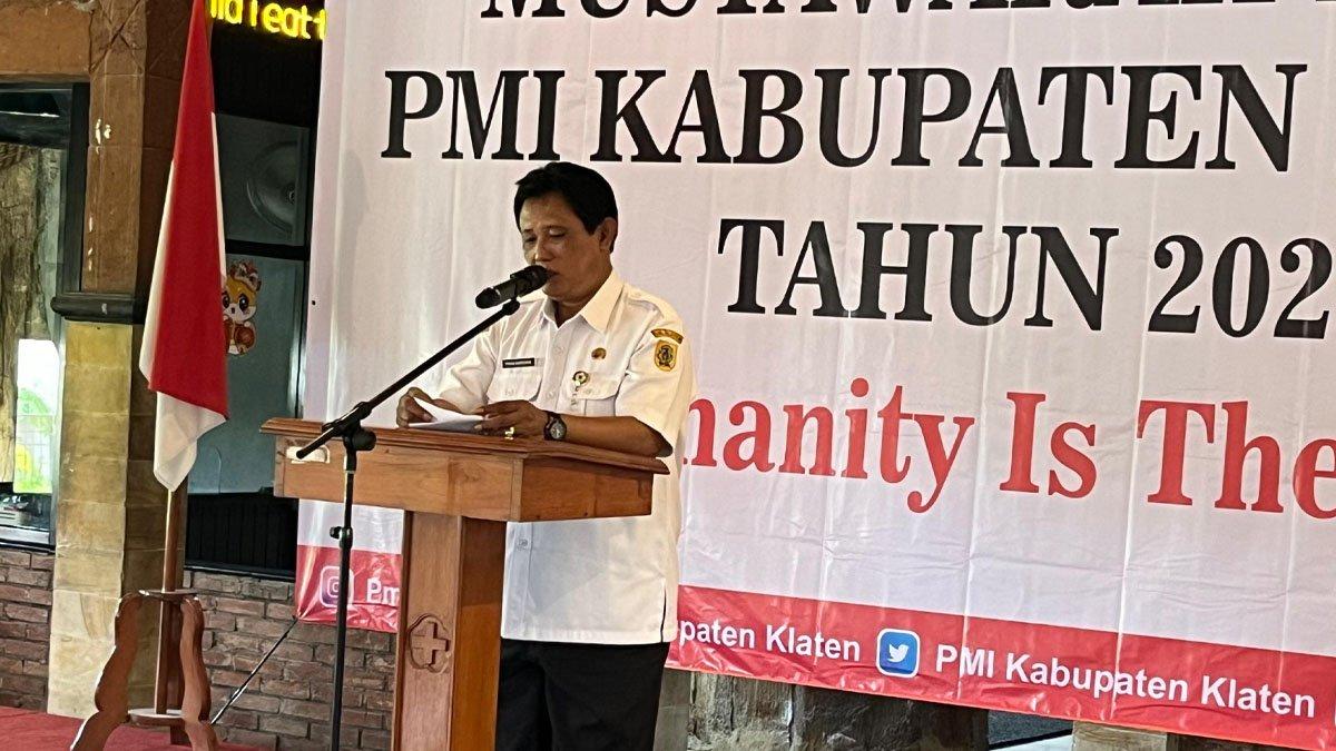 Plh Bupati Klaten Yoga Hardaya saat menghadiri Musyawarah Kerja (Musker) yang digelar Palang Merah Indonesia (PMI) Kabupaten Klaten, pada Rabu (22/1/2025).