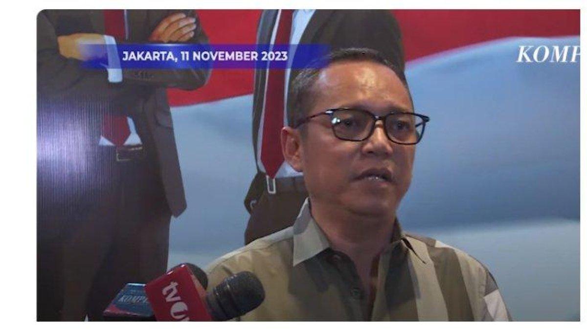 Politikus PDIP Deddy Sitorus mengatakan sejumlah menteri dari PDIP datang kepada Ketua Umum PDIP Megawati Soekarnoputri dan meminta mundur dari kabinet Presiden Jokowi, Sabtu, (11/11/2023).