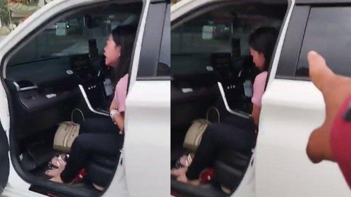 Potongan video wanita menangis di dalam mobil