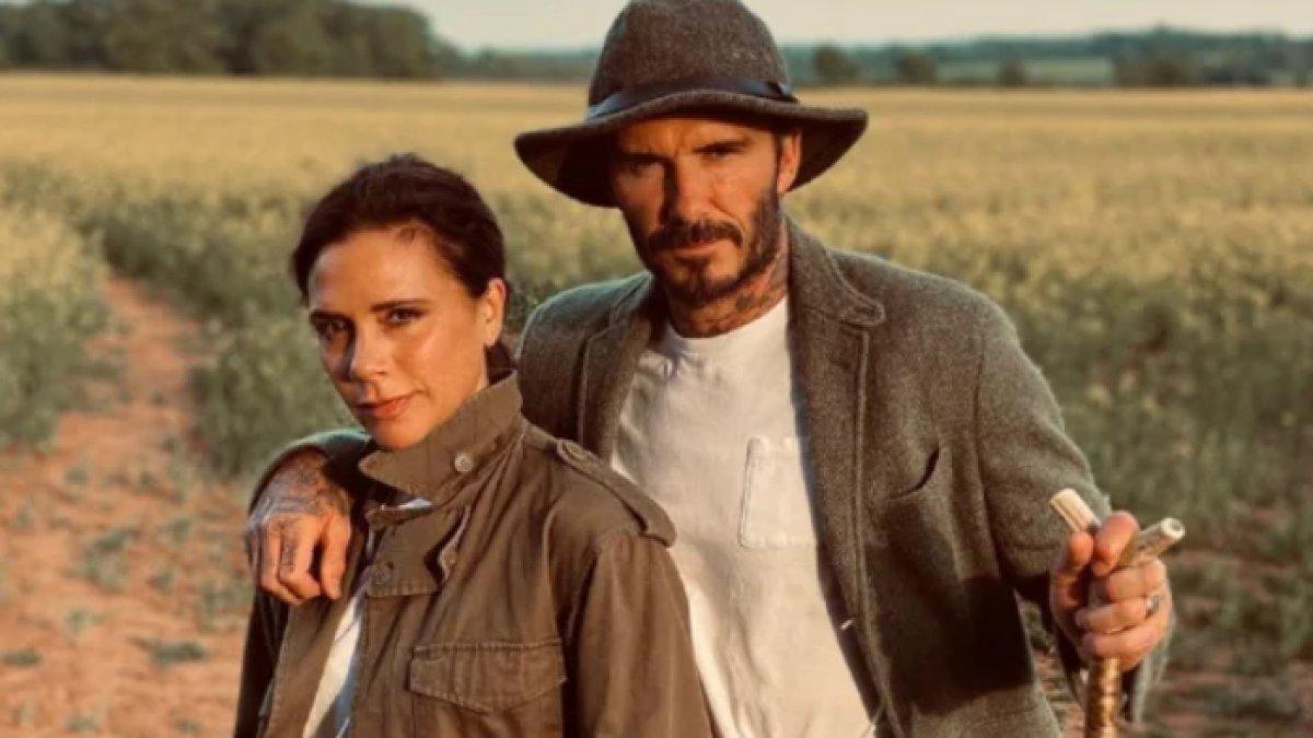 Potret David Beckham banting stir menjadi petani hingga peternak ayam di rumahnya bersama anaknya, Harper Beckham.