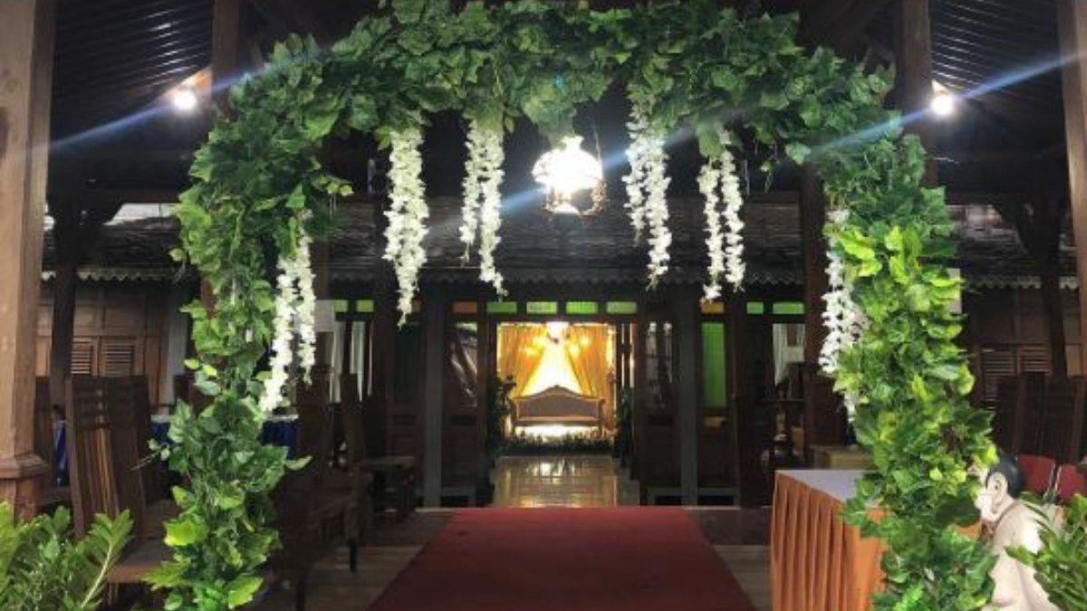 GEDUNG DI KLATEN - Potret joglo.godhongadas, gedung pernikahan di Klaten.