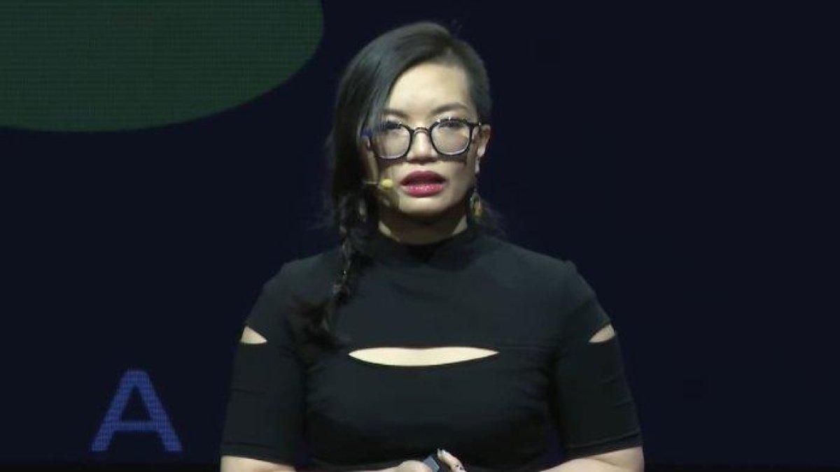 Potret terbaru Stella Christie.