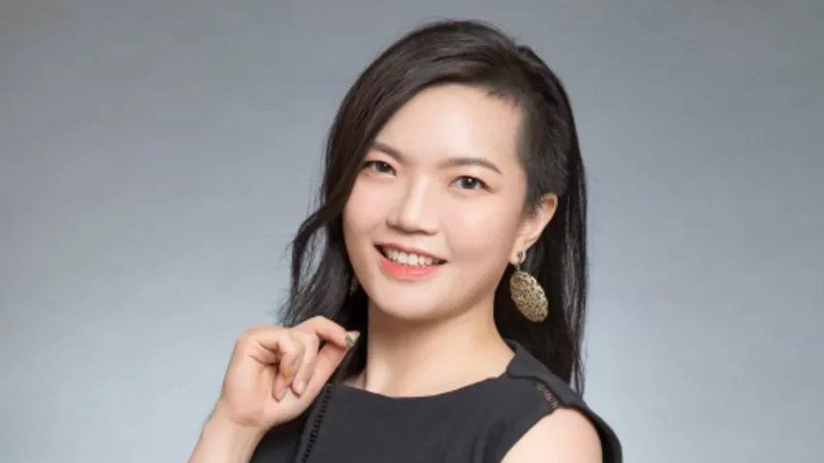 Potret terbaru Stella Christie.