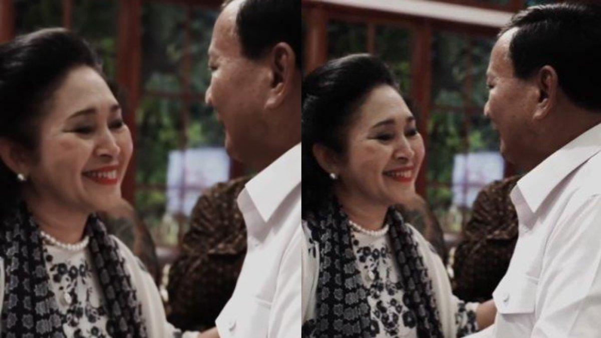 Prabowo dan Titiek cipika-cipiki di depan sejumlah totok dan elite partai.