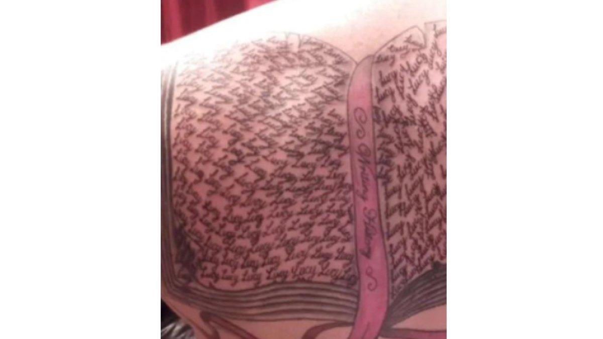 Pria bernama Evans memiliki tato sebanyak 667.