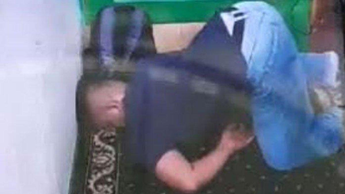 Pria di Gresik meninggal dunia dalam kondisi sujud, bikin geger warga