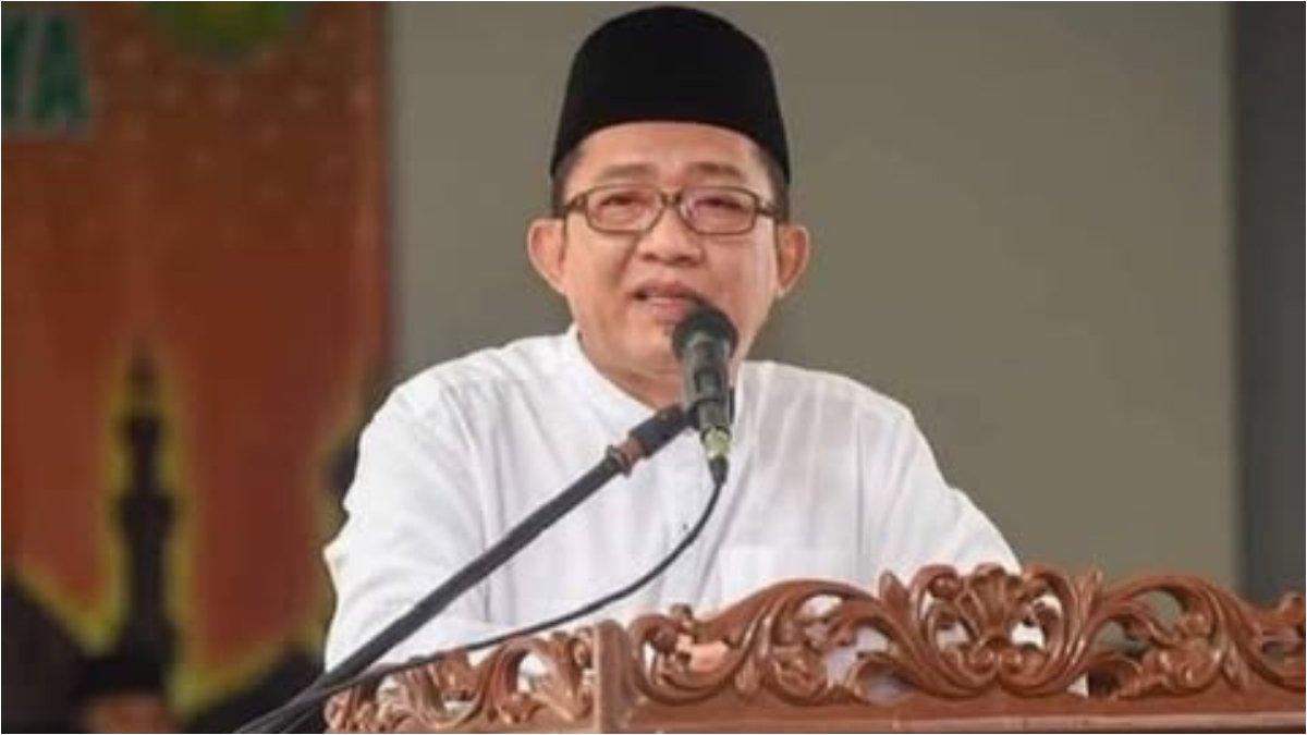 ADE SUGIANTO - Sosok Ade Sugianto calon bupati Tasikmalaya yang didiskualifikasi oleh MK Senin (24/2/2025). Ade Sugianto merupakan bupati petahana.