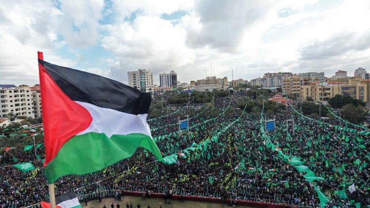 Puluhan ribu pendukung Hamas berkumpul di Gaza, Kamis (14/12/2017) dalam rangka memperingati 30 tahun organisasi pergerakan Islam tersebut.