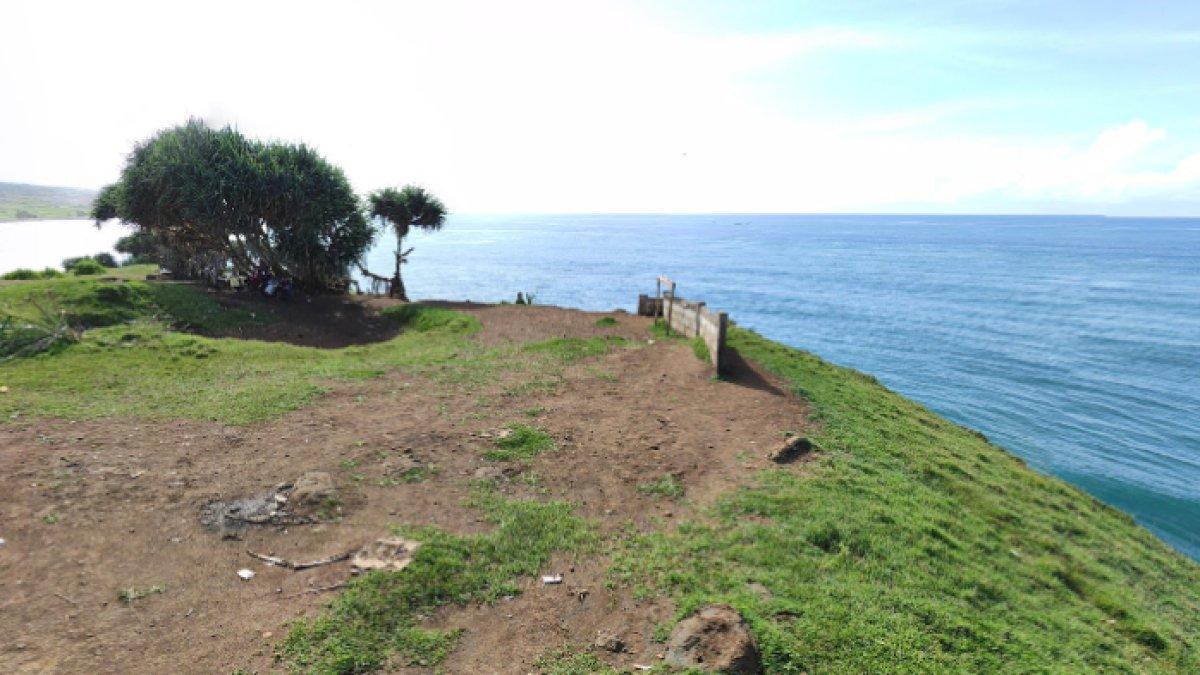 WISATA ALAM - Potret Puncak Guha diambil dari Google Street View pada Selasa (22/4/2025). Puncak Guha berada di Garut, Jawa Barat.