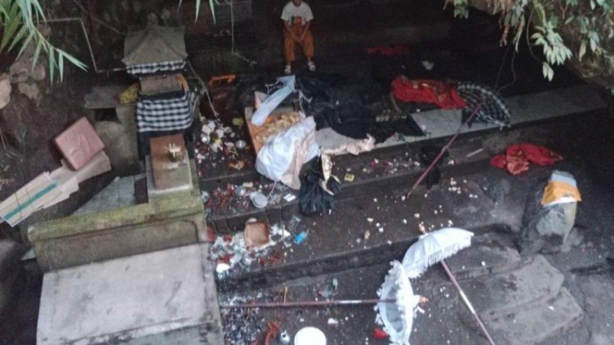 Pura Goa Raja Besakih di Bali dirusak oleh wisatawan asal Korea Selatan berinisial YN ngaku mendapatkan bisikan gaib.
