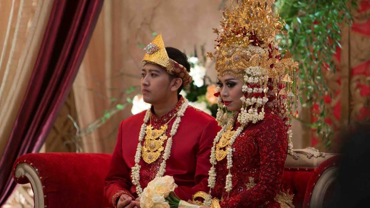 MANTAN SUAMI PUTRI- Mantan suami Wakil Bupati Garut, Putri Karlina Karyoto, Radias Haba Rizki saat masih bersama beberapa waktu lalu. Dalam aplikasi LinkIn, Radias berprofesi sebagai pengusaha.