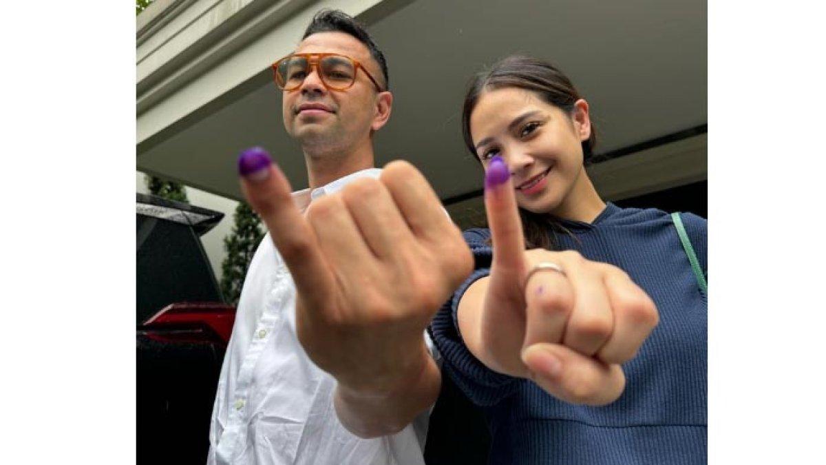 Raffi Ahmad dan Nagita selesai nyoblos