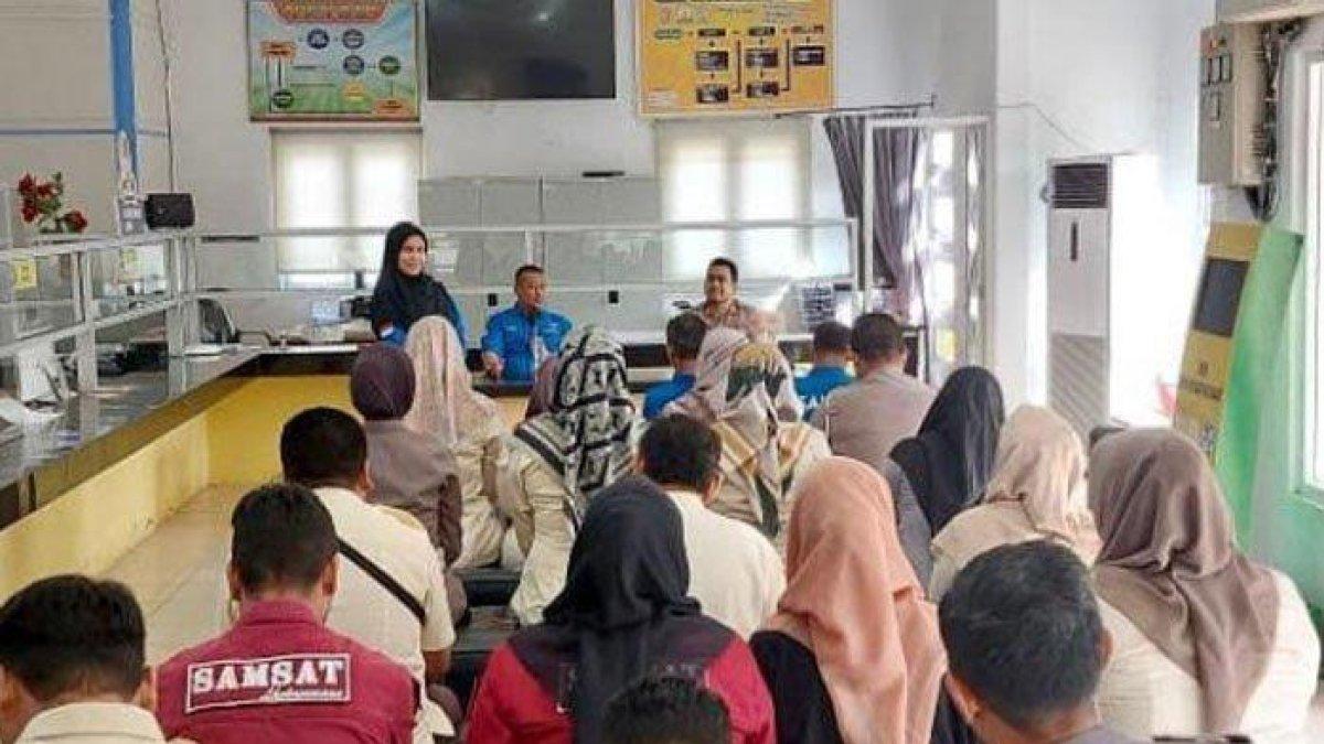 Rapat koordinasi dan evaluasi layanan Samsat Lhokseumawe, Senin (2/10/2023).