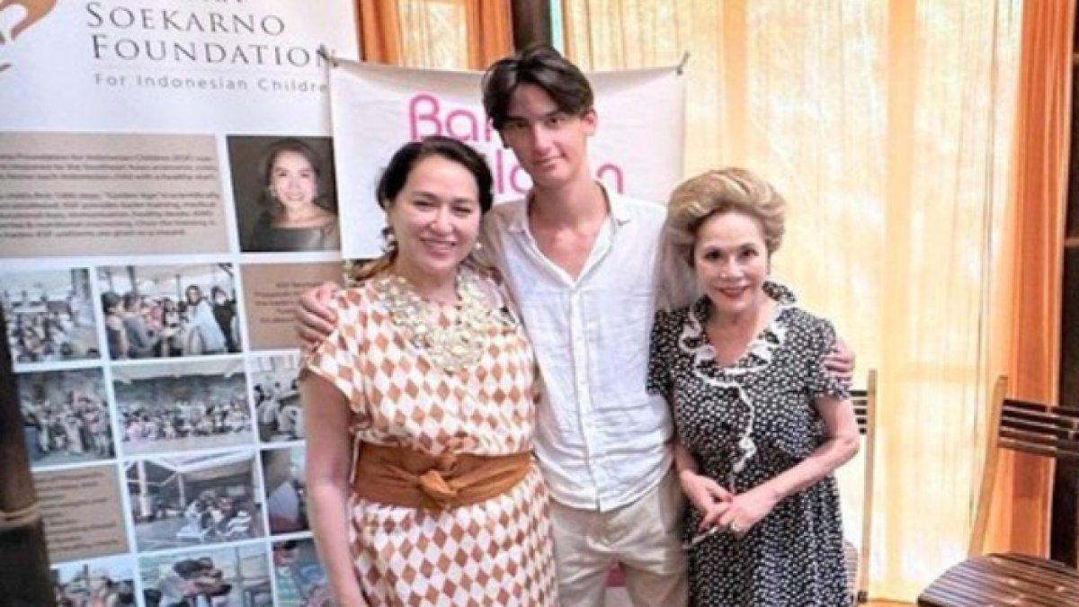 Ratna Sari Dewi, Kartika Soekarno dan Frederik Kiran