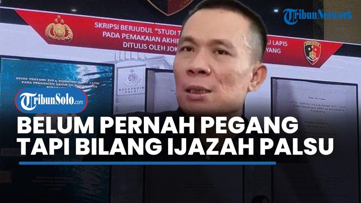 POLEMIK IJAZAH JOKOWI - Capture YouTube Tribun Solo menampilkan sosok Rismon Sianipar. Reza Indragiri heran Rismon belum pernah pegang fisik ijazah Jokowi, tapi bisa simpulkan palsu