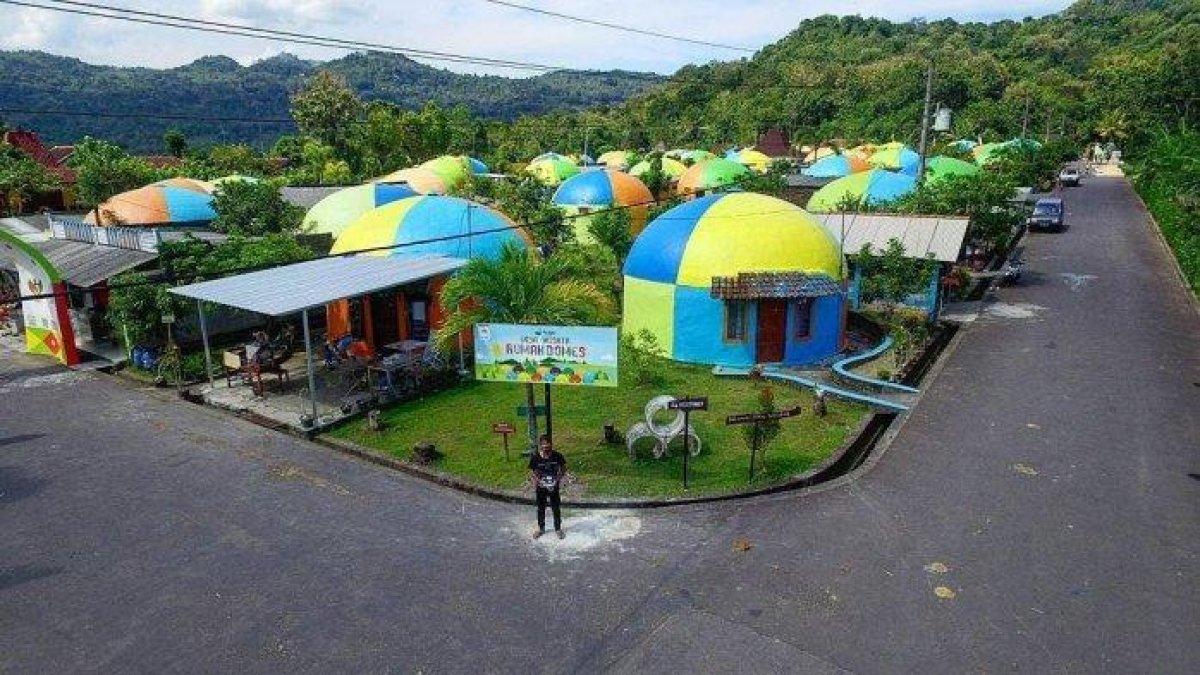 WISATA DI JOGJA - Rumah dome yang terdapat di dekat Bukit Teletubbies Yogyakarta.