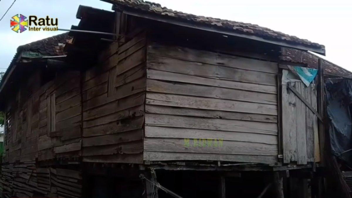 Rumah lama Hari Putra LIDA