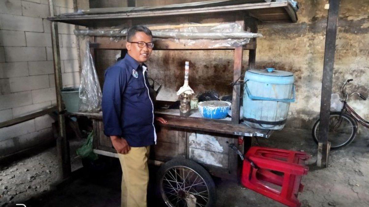 SEJARAH ANGKRINGAN KLATEN - Bentuk gerobak pertama angkringan.