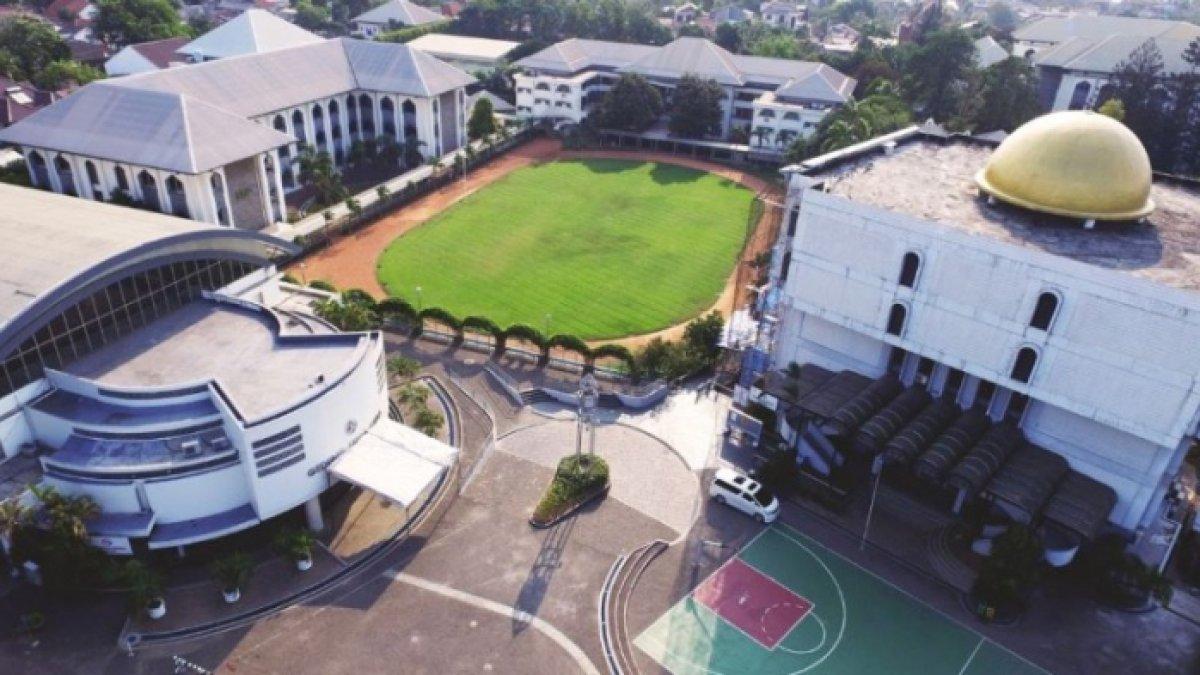 SMA Islam Al-Izhar Jakarta, SMA swasta paling top di Jakarta Selatan