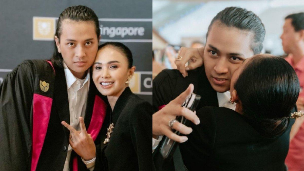 SOSOK anak artis ini berhasil menghipnotis banyak orang gegara ketampanannya berpenampilan gondrong saat wisuda