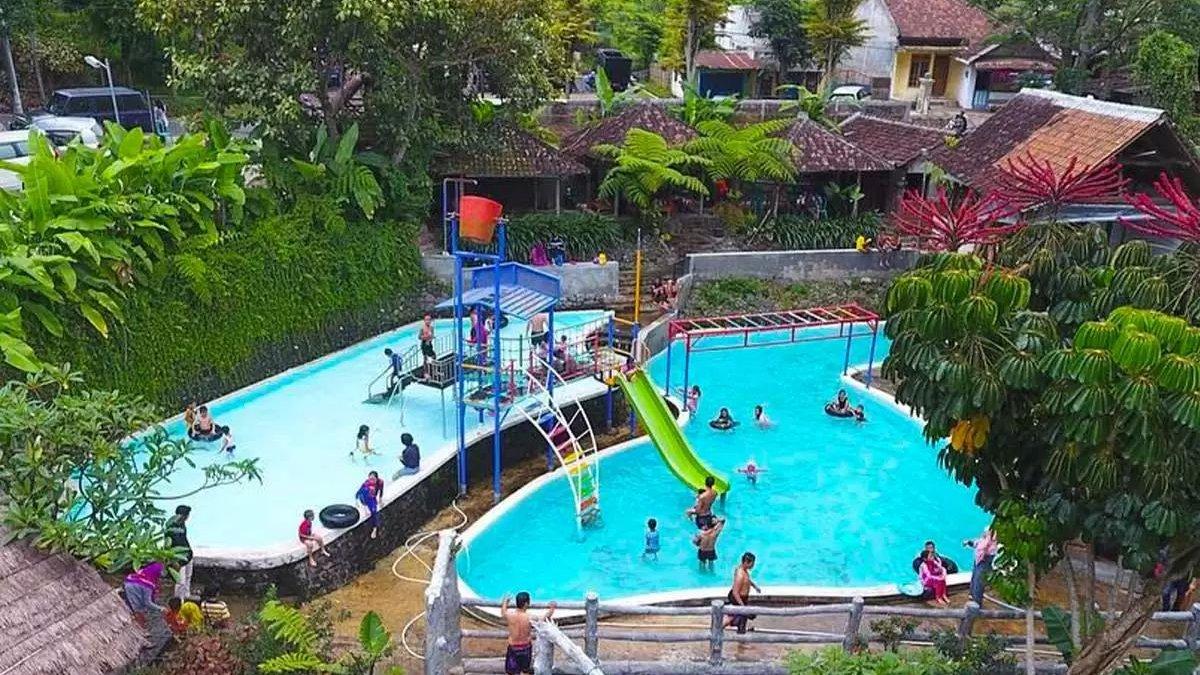WISATA JAWA TIMUR: Salah satu wahana di Taman Dolan Kota Batu