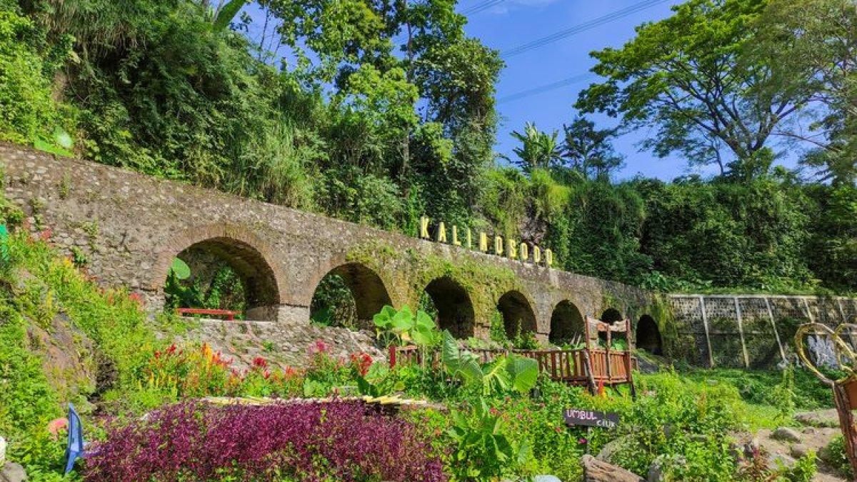 PESONA WISATA KLATEN - Saluran Air Kuno Peninggalan Belanda di Wisata Sungai Kalimasada Klaten.