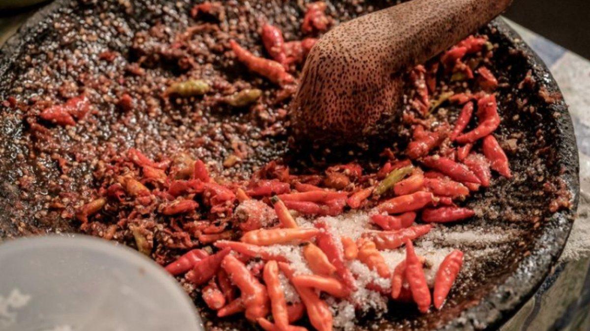 KULINER KHAS BANYUWANGI: Sambal khas nasi tempong