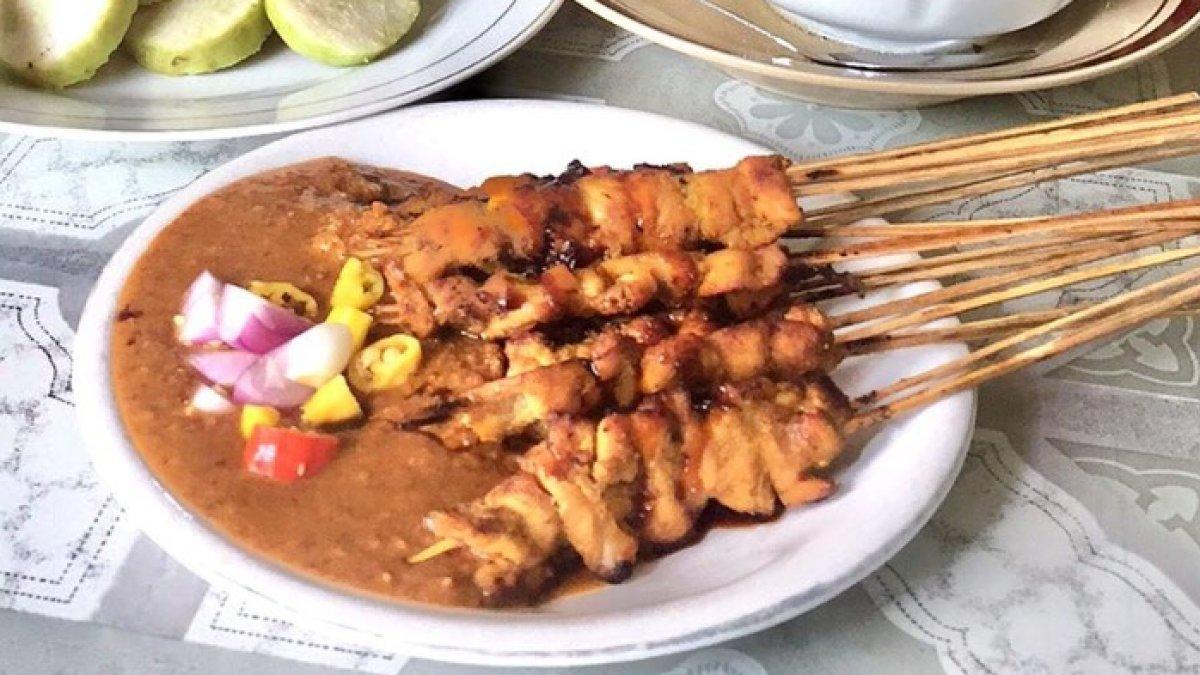 REKOMENDASI KULINER LEZAT: