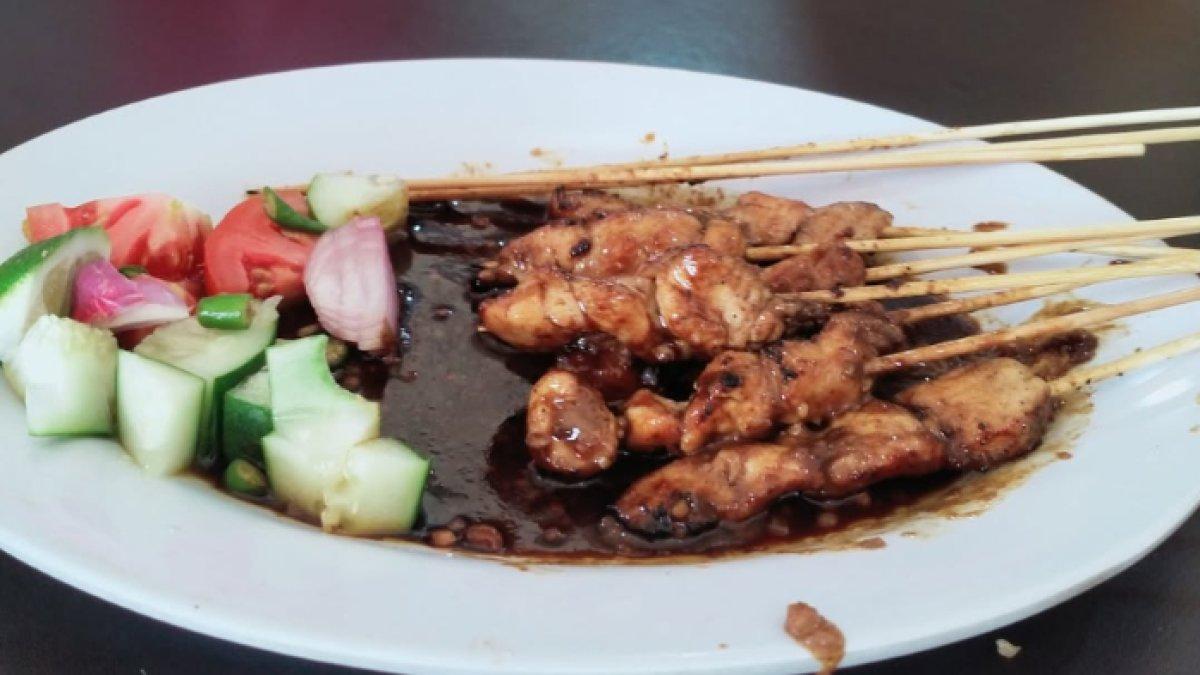 KULINER KHAS SRAGEN: