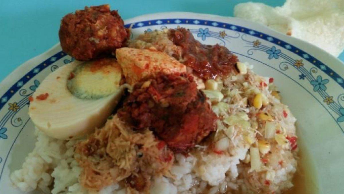 KULINER KHAS BANYUWANGI: Sego Cawuk, kuliner khas Banyuwangi, Jawa Timur, yang biasanya dikonsumsi untuk sarapan