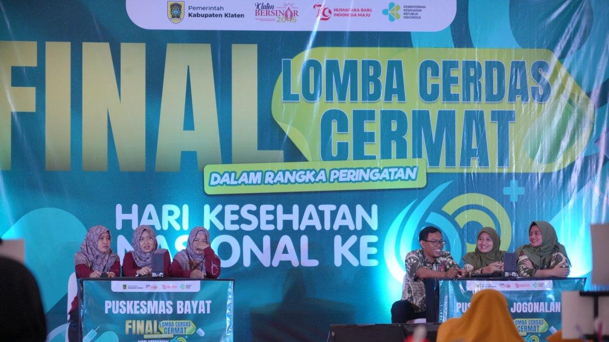 Semarak peringatan Hari Kesehatan Nasional ke-60, Pemkab Klaten melalui Dinkes Klaten menggelar lomba cerdas cermat, di Gedung Sunan Pandanaran, pada Senin (4/11/2024).