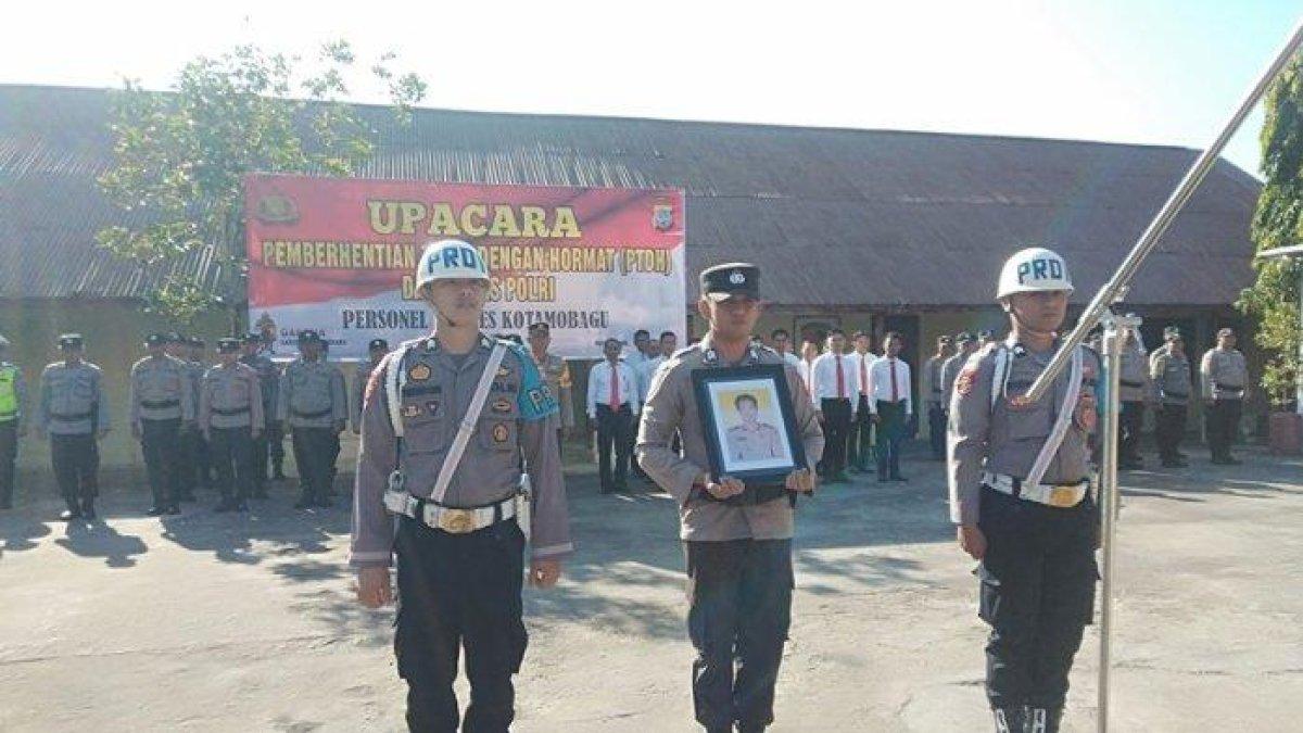 Seorang Personil Polisi di PTDH setelah mangkir 12 tahun dari tugasnya yang bernama Aiptu Sura Hardana, Kotamobagu, Rabu (25/10/2023)