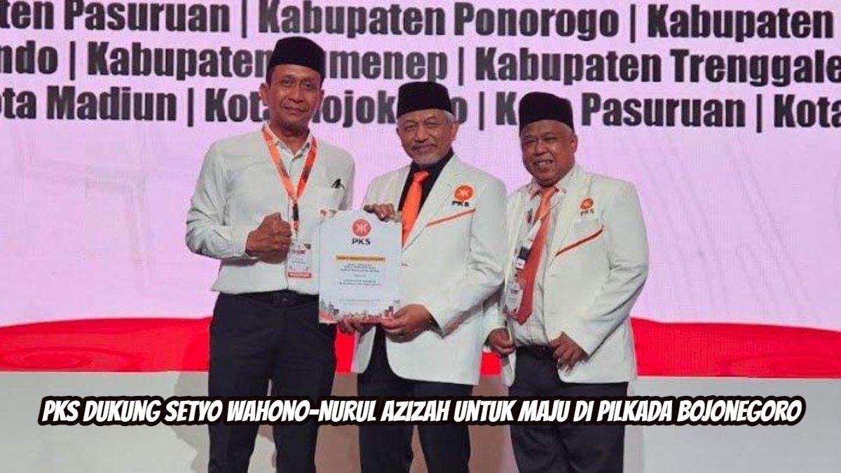 Setyo Wahono (kiri) saat menerima surat rekomendasi dari DPP PKS, Selasa (20/8/2024) sore.