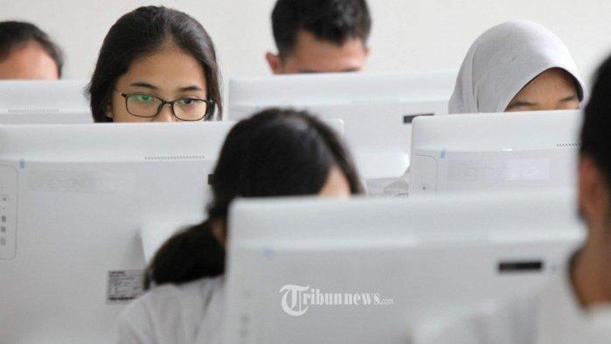 Ilustrasi pelajar SMP. Soal Ilmu Pengetahuan Sosial IPS Kurikulum Merdeka Kelas IX 9 SMP MTS Halaman 22. Berikut ini kunci jawabannya.