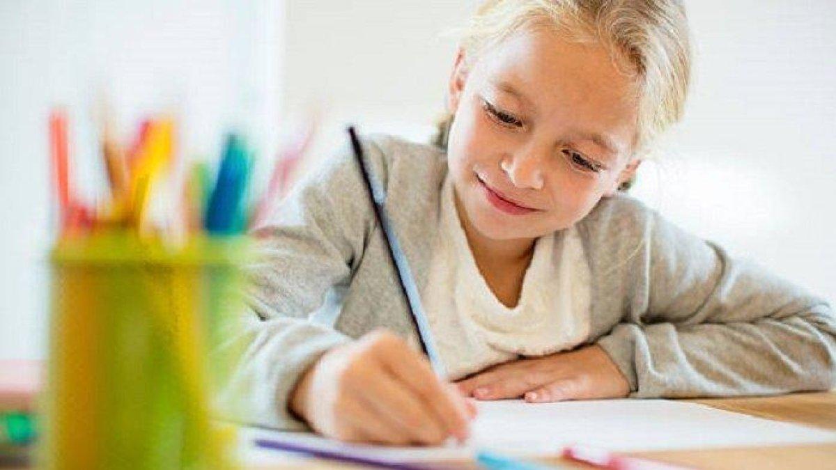 Ilustrasi Belajar - Soal Latihan UAS PAS Bahasa Indonesia Kelas 7 Semester 1 Lengkap Kisi-kisi dan Kunci Jawaban Terbaru