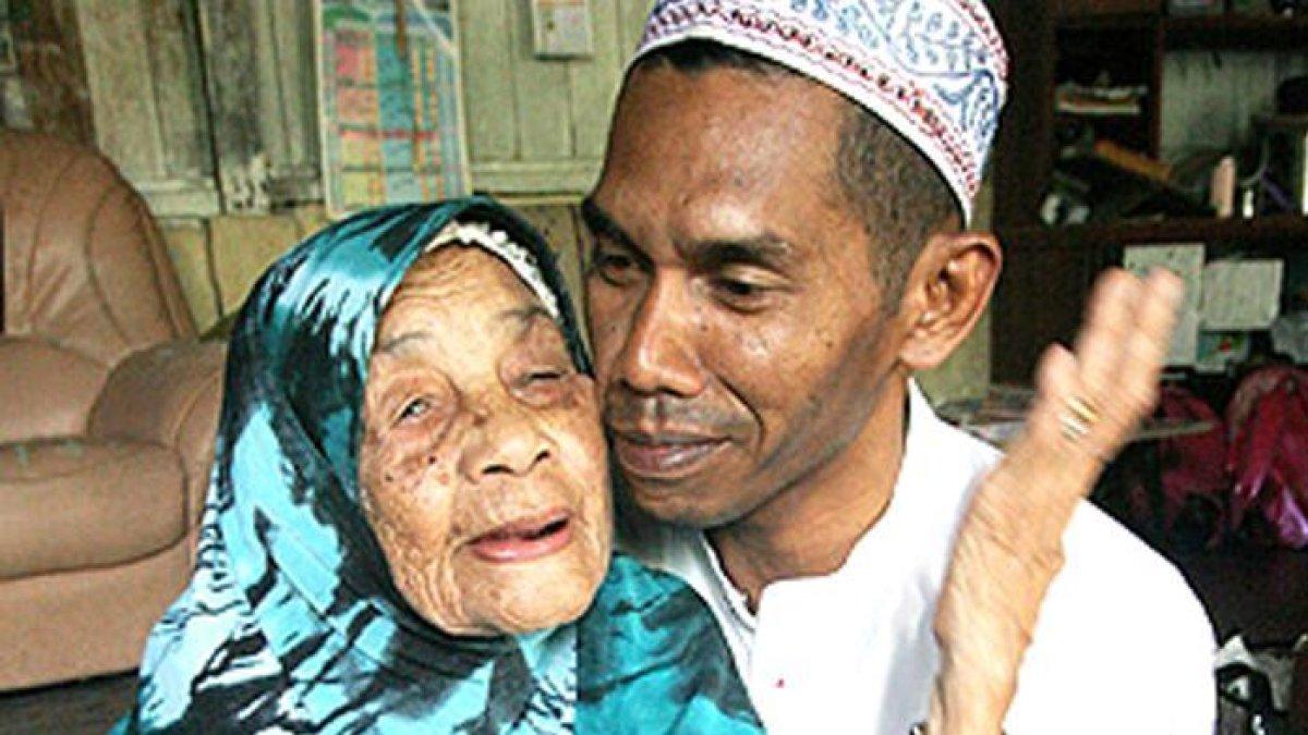 Sosok Nenek Wae Kundor, usianya 100 tahun sudah meikah 23x, ini trik jitunya puaskan suaminya di ranjang