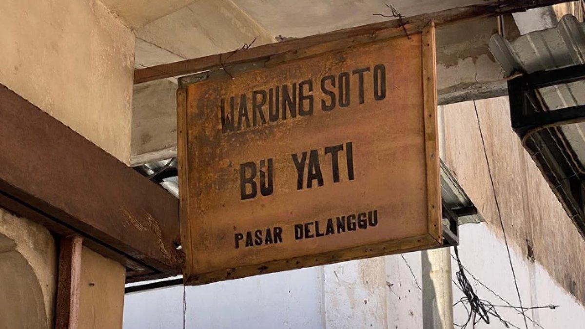 KULINER KHAS KLATEN: Warung soto Bu Yati di samping Pasar Delanggu, Klaten