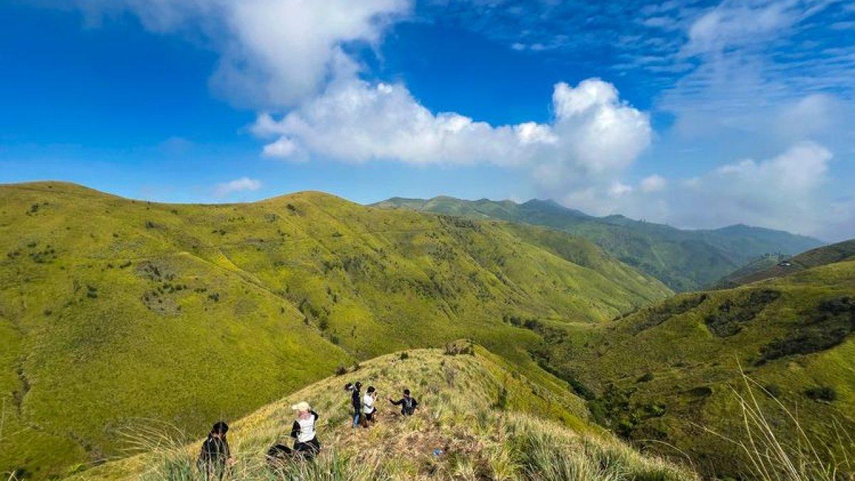 WISATA JAWA TIMUR - Spot Foto di Bukit Premium 2, Pasuruan, Jawa Timur, Selasa (24/6/2025)