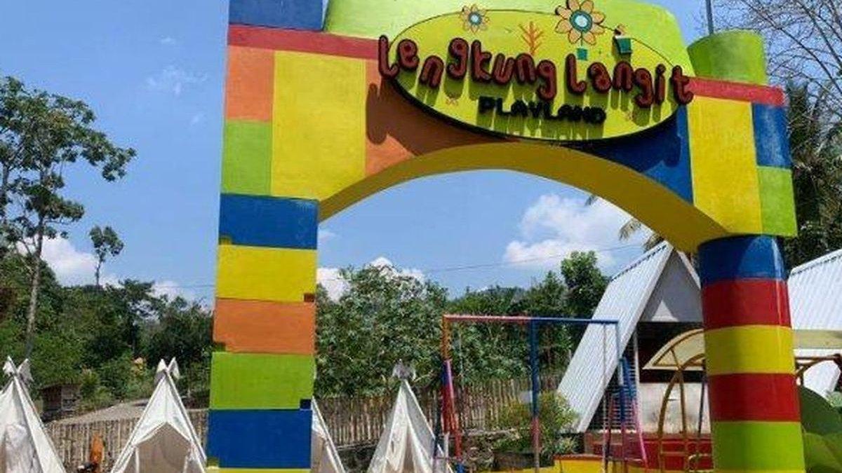 WISATA LAMPUNG: Suasana di Lengkung Langit Lampung