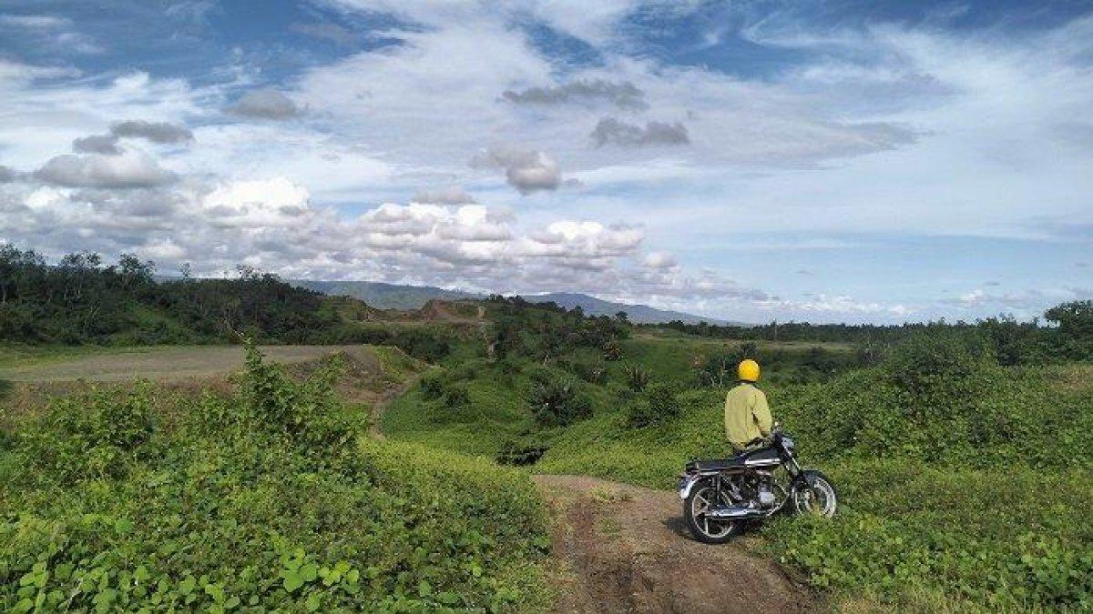 PROYEK TOL GILIMANUK - Suasana di lokasi ground breaking mega proyek Jalan Tol Gilimanuk-Mengwi di Desa/Kecamatan Pekutatan, Jembrana, belum lama ini.